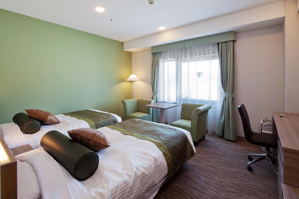 Ueda Tokyu Rei Hotel Buitenkant foto