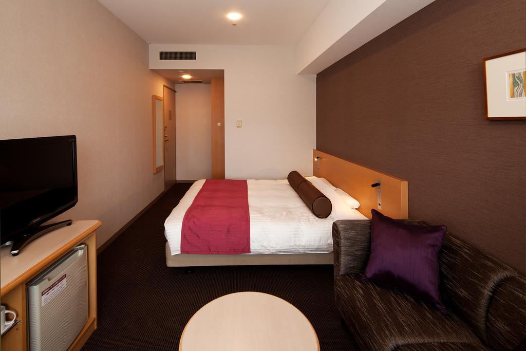 Ueda Tokyu Rei Hotel Buitenkant foto