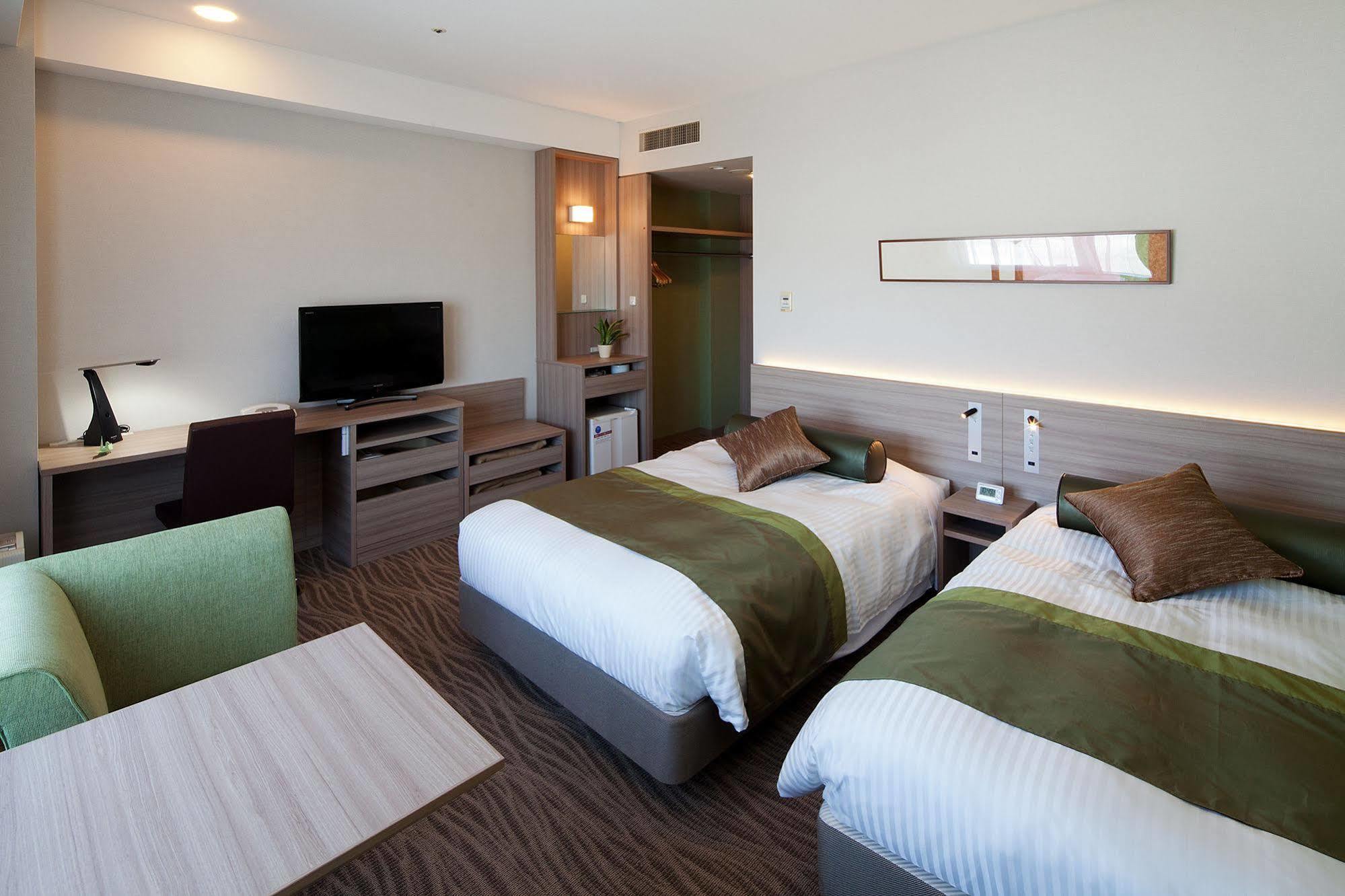 Ueda Tokyu Rei Hotel Buitenkant foto